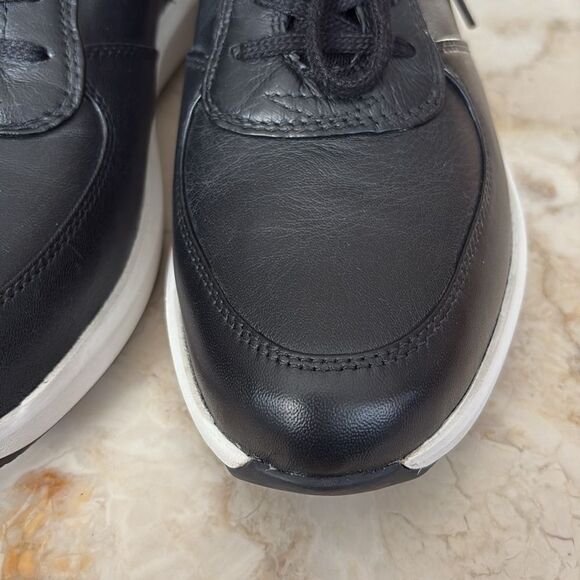 Clarks Un Rio Sprint Leather Walking Shoes - Picture 11 of 15